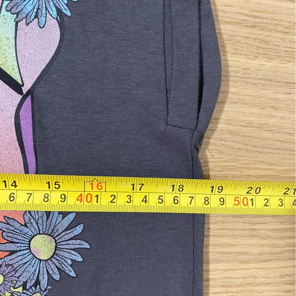 Disney Dumbo Cut Off Tee Size Large "Blossom" Graphic Tee Shirt - Picture 5 of 6